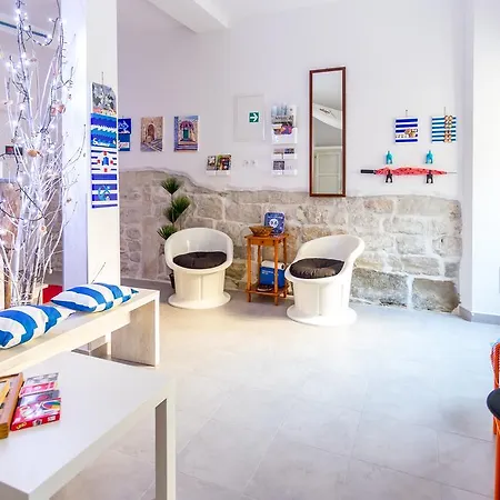 דירה Dalmacija אומיס